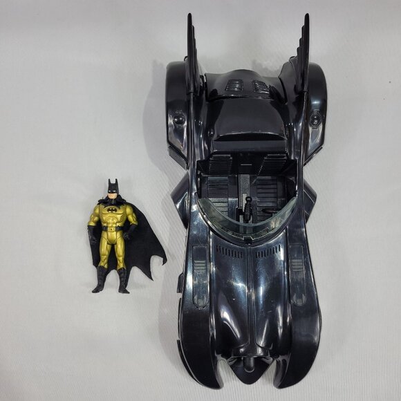 DC Comics Batman Movie Vintage 1989 Batmobile & Gold Action Figure by ToyBiz - Picture 2 of 4